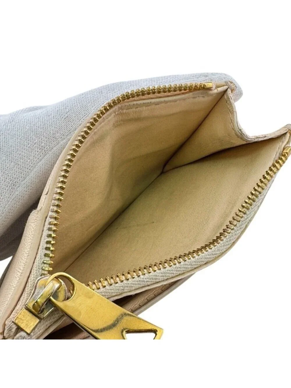 Bottega Veneta Maxi Intrecciato Leather Coin Purse Beige